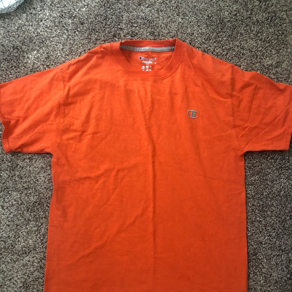 Champion T-shirt